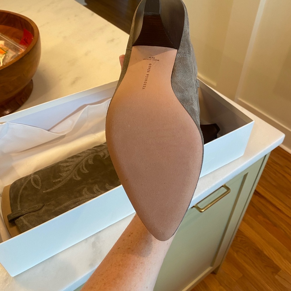 NWT Veronica Beard Taupe Western Boots - Picture 3 of 5